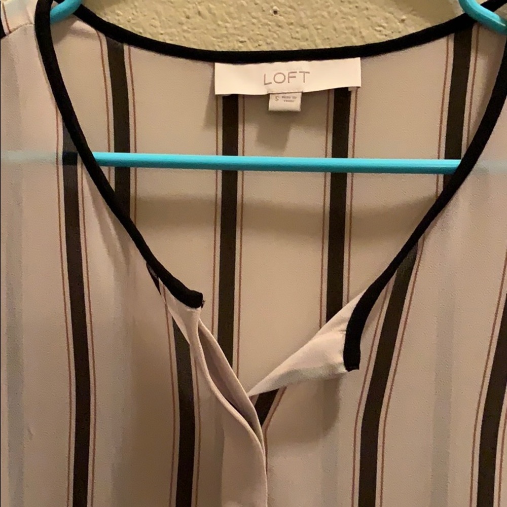 Loft- Button down blouse - Picture 3 of 3